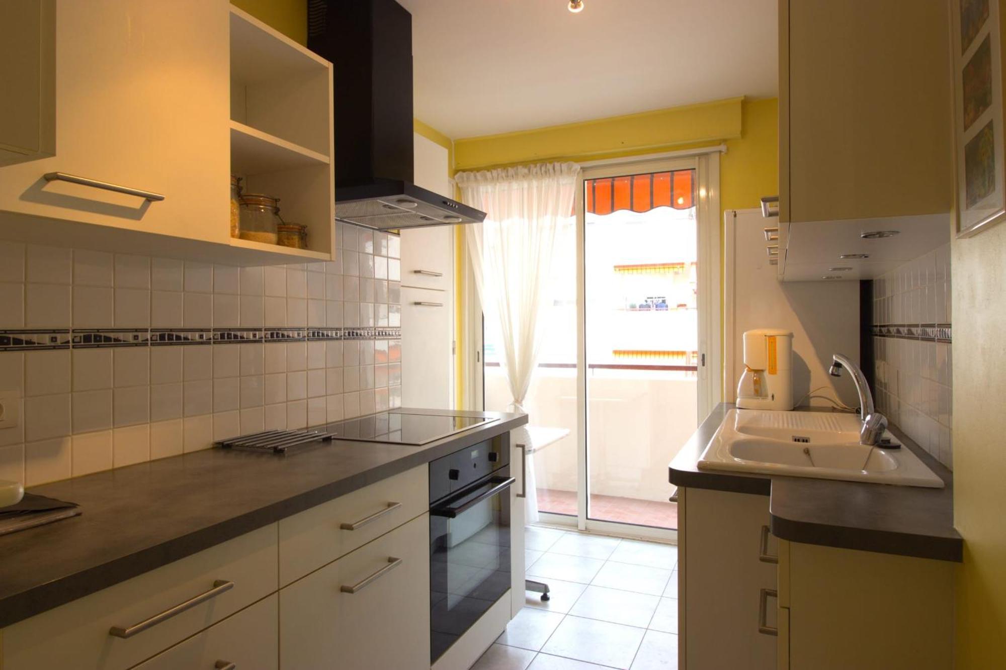 Center - 4 People - Garage Antibes